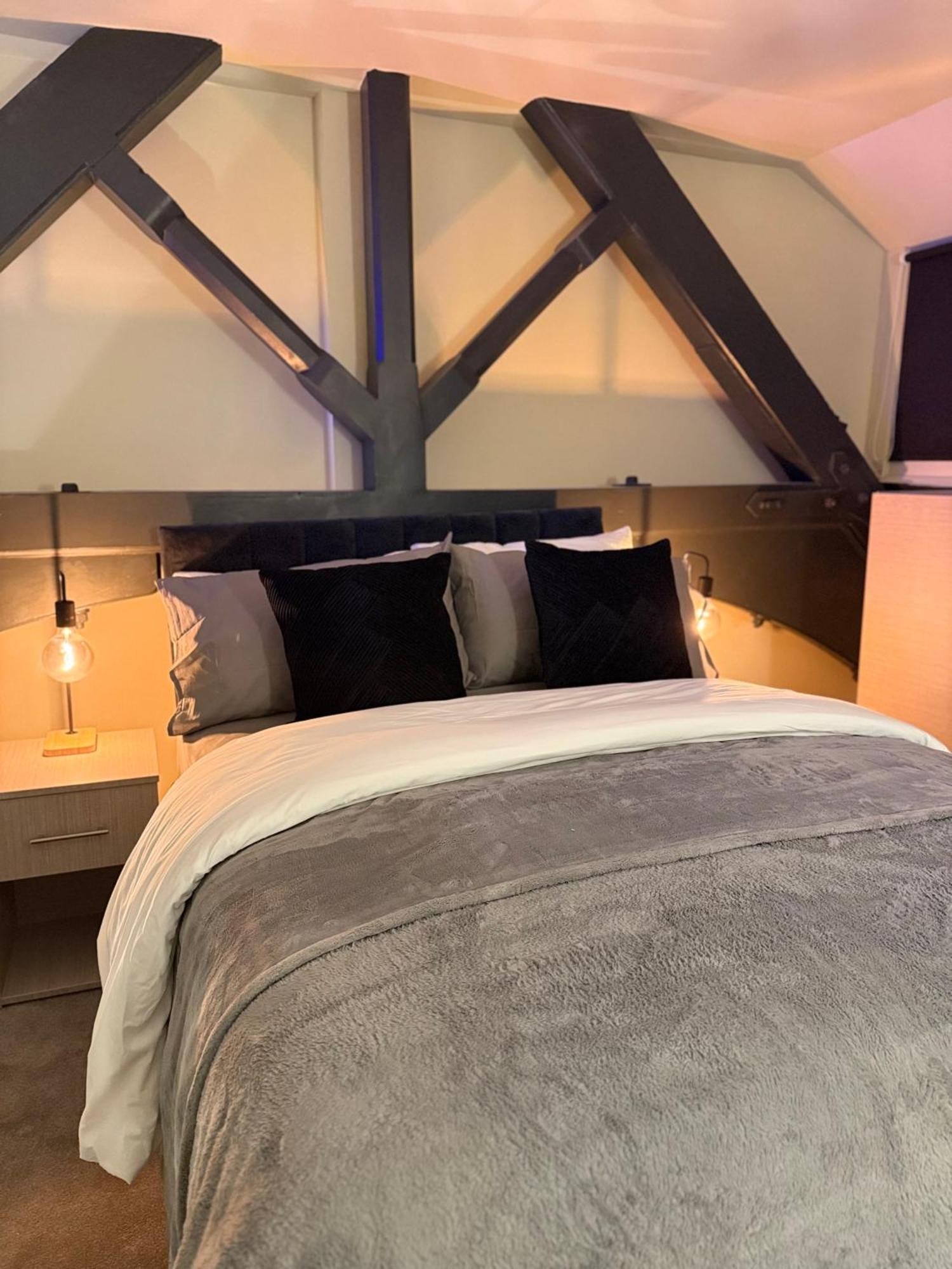 Cosy Mezzanine Apartment Leeds City Centre Экстерьер фото