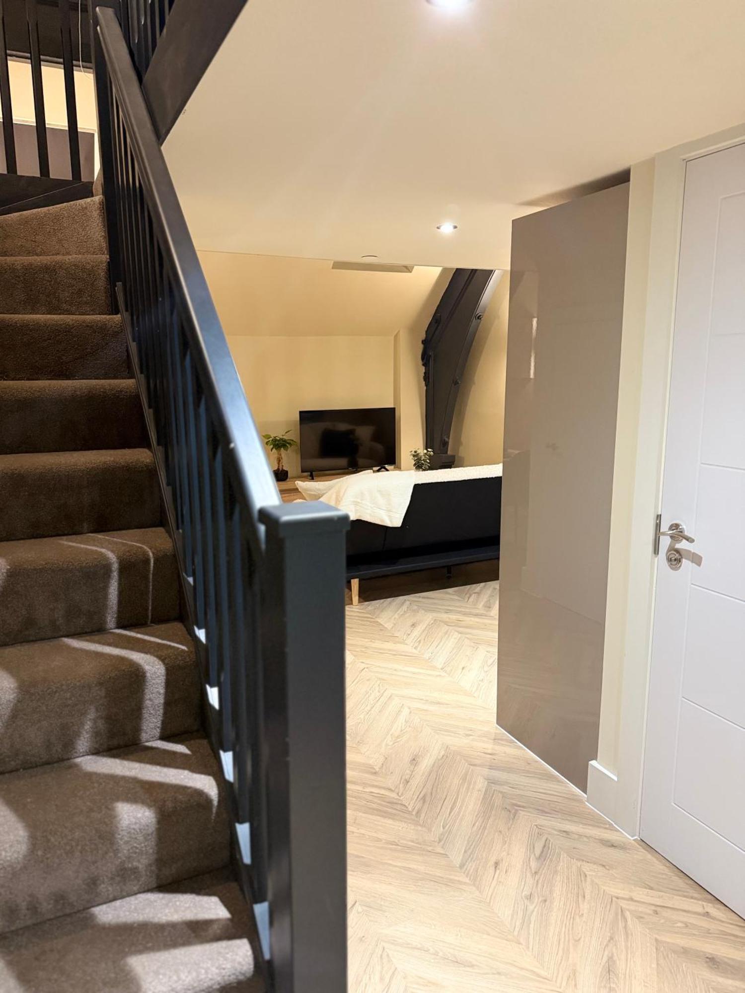 Cosy Mezzanine Apartment Leeds City Centre Экстерьер фото