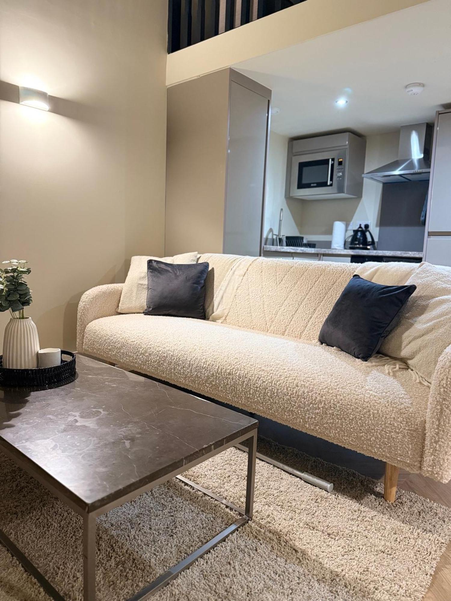Cosy Mezzanine Apartment Leeds City Centre Экстерьер фото